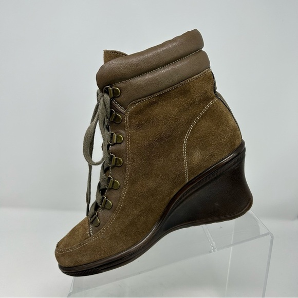 Aerosoles Macaroon Brown Suede Leather Lace Up Wedge Ankle Boots Size 7 - Picture 4 of 14